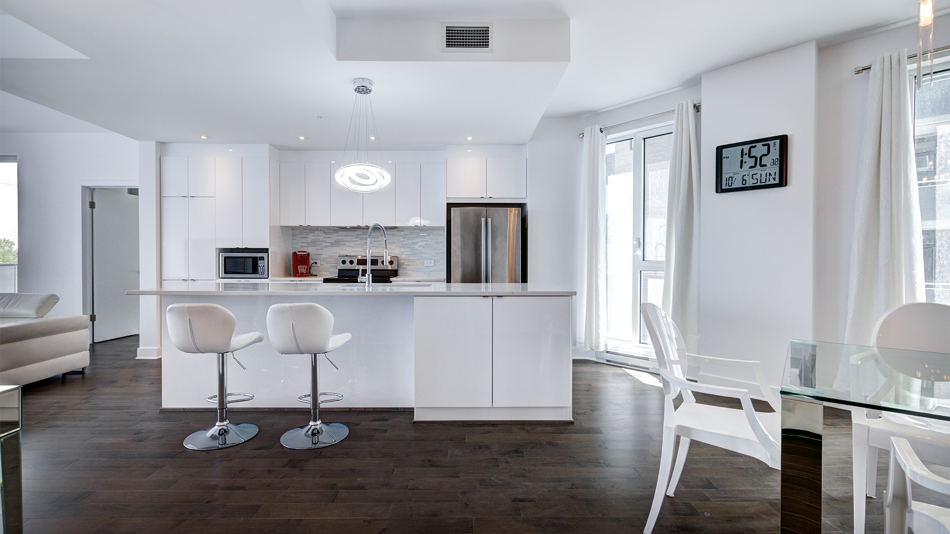 Clean home interior air quality